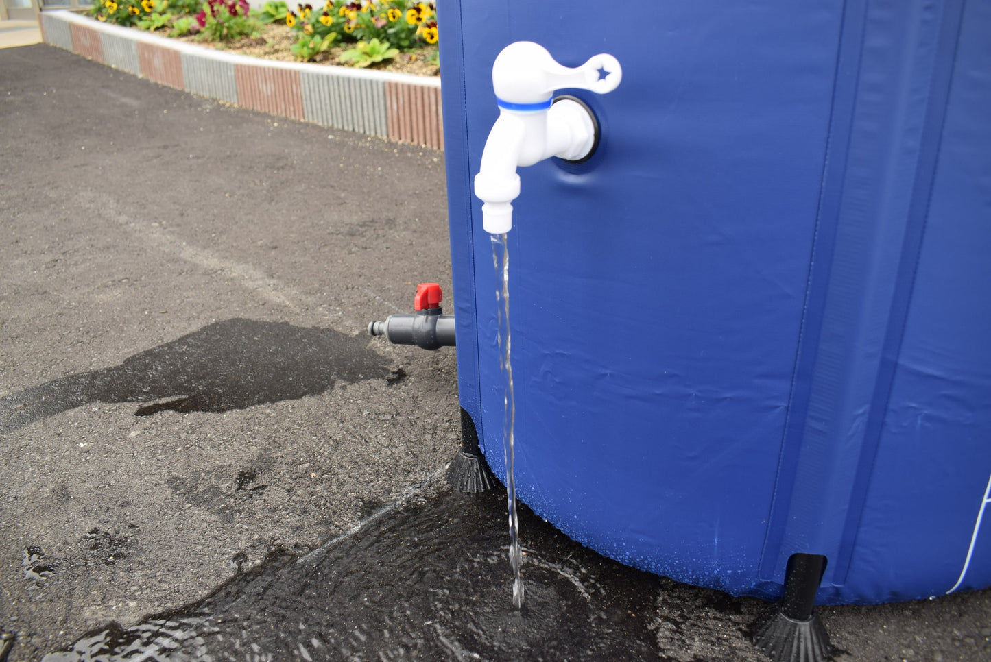 折りたたみ式水タンク 100L